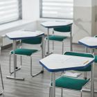 После обысков у студентов и преподавателей ЕГ* пообещал помощь с визами, переездом и не только