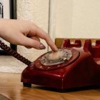 В Беларуси запустили круглосуточную службу экстренной психологической помощи. Куда нужно звонить?
