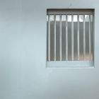 Руководитель ZROBIM architects из СИЗО пытается продать красивый участок на берегу реки