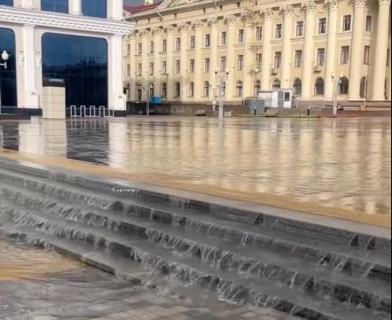 В Минске появился новый фонтан. Но есть один большой нюанс