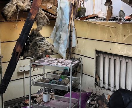Беларусы показали, как выглядели их помещения до и после крупного пожара в центре Минска