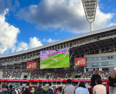 Смотрите, как минчане следят за чемпионатом Европы по футболу на стадионе «Динамо»