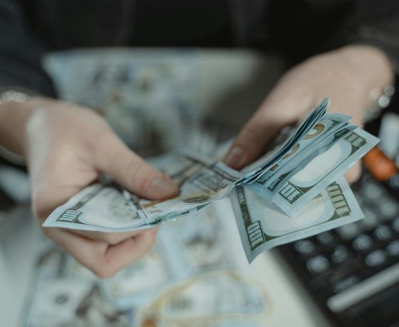 Минчанка рассказала про свои расходы на месяц – беларусы удивились этим суммам