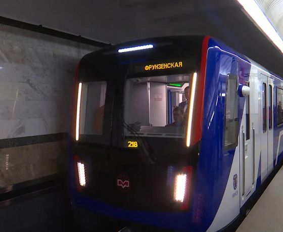 Минчанин прошел пешком всю Автозаводскую линию метро. Вот сколько времени у него на это ушло