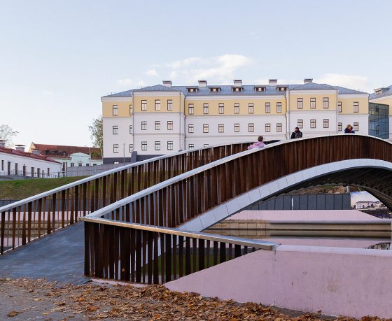 Уже видели? В районе Зыбицкой появился «ржавый» мост через Свислочь – это новое место для фоток в Instagram
