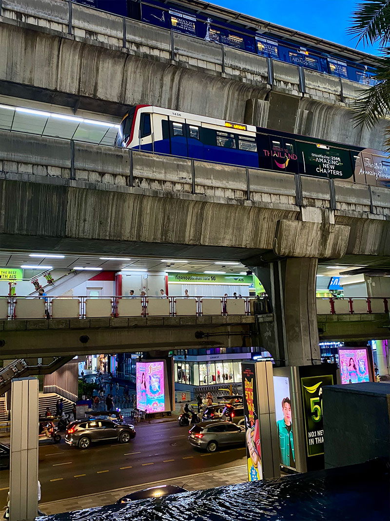 Метро BTS Skytrain в Бангкоке