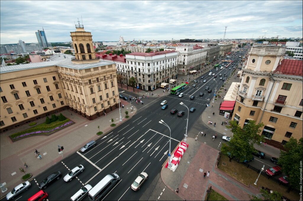 Вид на башенку на здании КГБ.